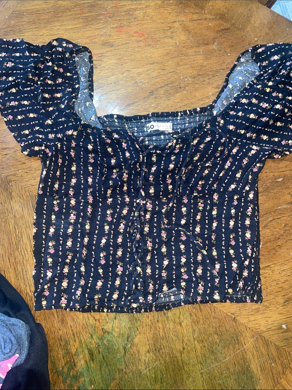Cropped corset look top